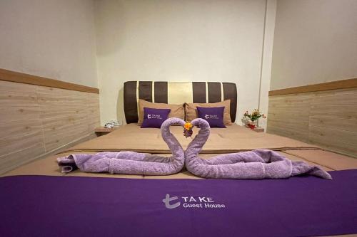 Jambi Hotel | Budget-Friendly Stay at Take Guesthouse 1 with Family Amenities