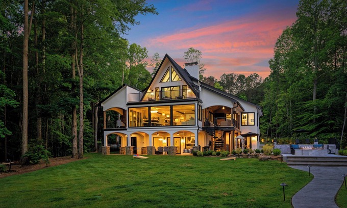 Denver House | Relax at Take it to the Bank! with Pool & Hot Tub Retreat