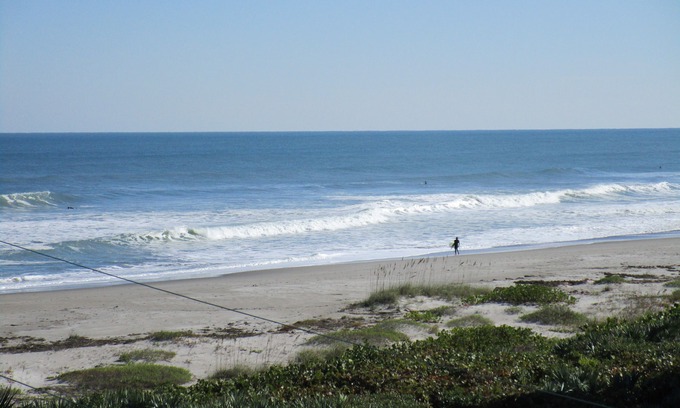 Crescent Beach Cottage | Oceanfront Bliss with Pool & Breakfast | Guest Rated 9.8