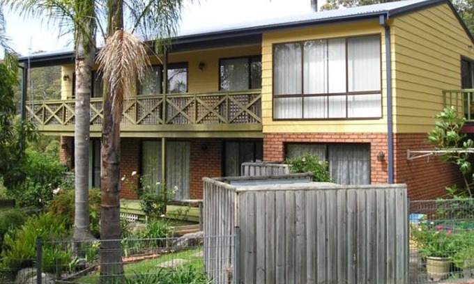 Hyams Beach House | Unwind at Hyams Beach: Pet-Friendly Oceanfront Retreat