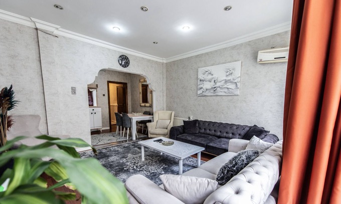 Gumussuyu Mahallesi Apartment | Prime Taksim Center Location with Modern 2+1 Amenities