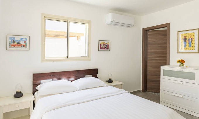 Tal Shahar House | Pet-Friendly Retreat at Tal Shahar Zimmers 2