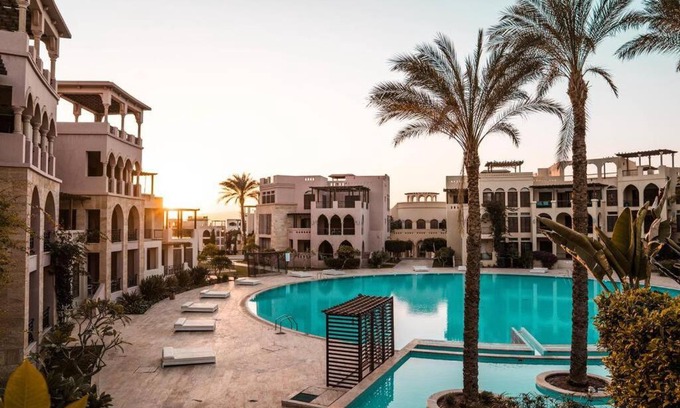 Aqaba Apartment | Talabay Aqaba: One-Bedroom Apartment with Free Parking