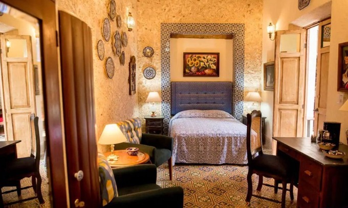 Barrio de Santiago House | Talavera Room at Lotto House: Top-Rated with Pool & Spa