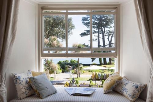 Looe Hotel | Exceptional Talland Bay Hotel in Beautiful Looe