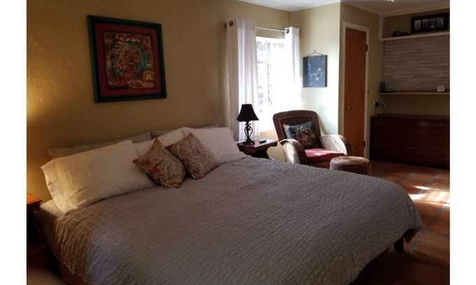 Alpine Apartment | Top-Rated Tallies Camp at the Sage Guesthouse Experience