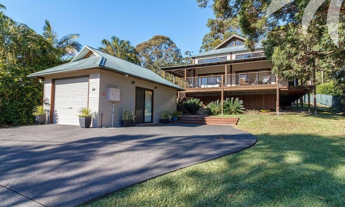 Elizabeth Beach House | Oceanfront Retreat at Tallowood - Guest Rated 9/10