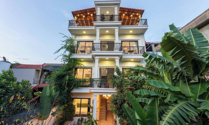 Hoa Lu Hotel | Top-Rated TAM COC MOMENT HOMESTAY with Family-Friendly Amenities