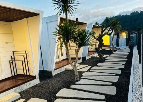 Songan House | Cozy Batur Caldera Guesthouse with Hot Tub & Breakfast