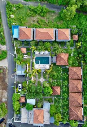Pecatu House | Experience Taman Asih Bingin Homestay with Oceanfront Pool