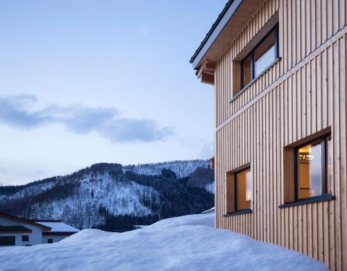 Nozawaonsen Ski Chalet | Experience Tamanegi House: 4-Bedroom Ski Chalet Retreat