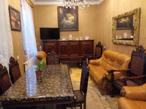 Gori House | Discover Tamar Guest House: Pet-Friendly with Pool Access