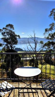 Grindelwald House | Tamar Tonic - Lush River Views
