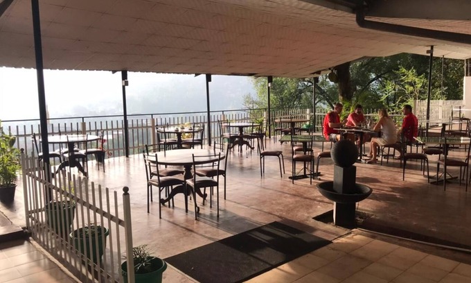 Anniwatta Hotel | Budget-Friendly Tamarind Tree Inn with Family Amenities