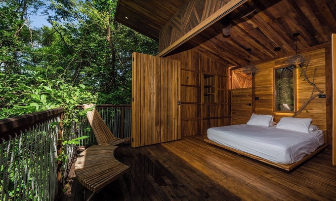 Tamarindo House | Eco-Friendly Retreat: Tamarindo Pura Selva Tree House