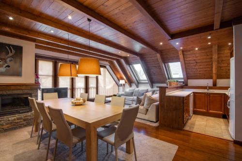 Baqueira Apartment | Explore TAMARRO de Alma de Nieve - 4-Star Family Retreat