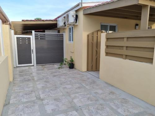 Ponton Apartment | Highly Rated Taminaka Apartamento Comfortable III Awaits