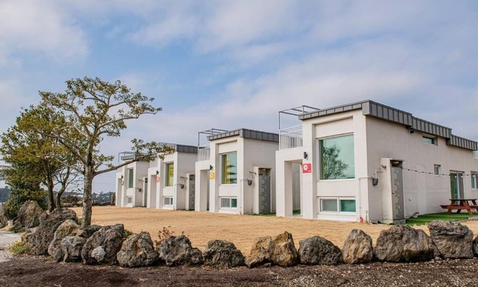 Aewol Villa | Idyllic Tamnaneun Farm: Oceanfront Retreat with Pool