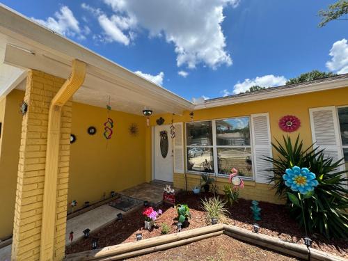 Lake Magdalene House | Inviting Family Retreat in Tampa with Private Heated Pool