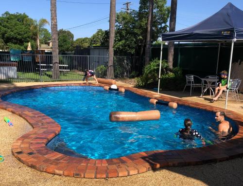 South Tamworth Hotel | Pet-Friendly Retreat at Tamworth Central Motel with Pool