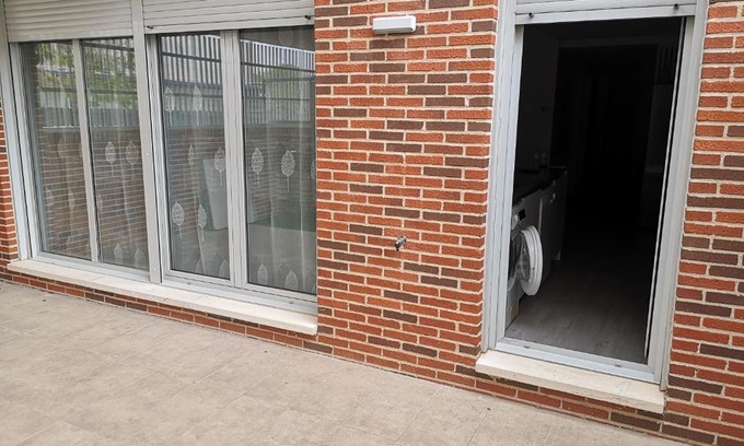 Torrejon de Ardoz Apartment | Discover Tamy's House: Family-Friendly with a Pool