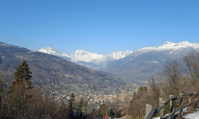 Gressan Apartment | Guest Rated: Tana della Volpe 2 with Breakfast & Family-Friendly