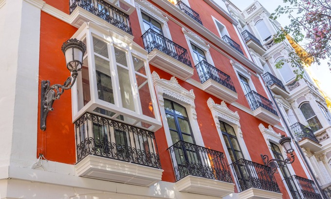Alicante City Centre Apartment | Experience Tandem Portal de Elche: Spa & Family-Friendly Stay