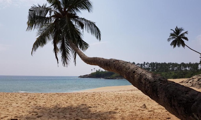 Tangalle Ski Chalet | Pet-Friendly Tangalle Bay Cottages with Ocean View