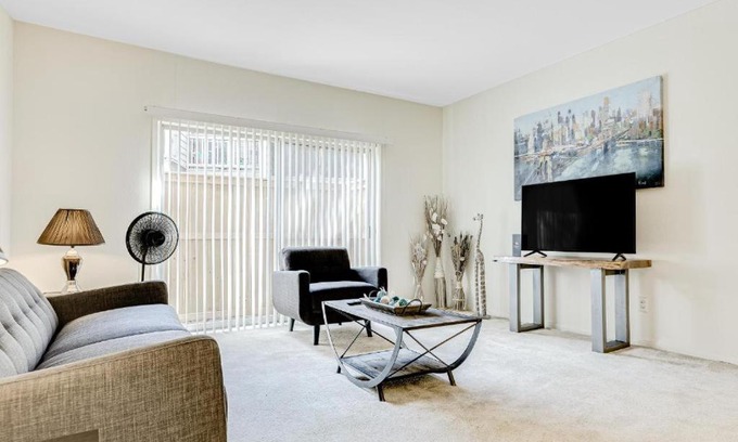 Woodlake - Briar Meadow Apartment | Discover Tanglewilde627: Pet-Friendly Getaway with Pool