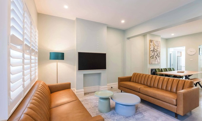 Darlinghurst House | Tangski Manor a Luxe 4Bed Darlinghurst Terrace