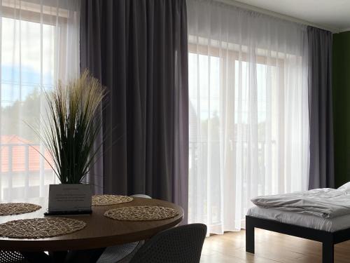 Gliwice Apartment | Budget-Friendly Stay at Apartamenty Łowicka 28, Gliwice