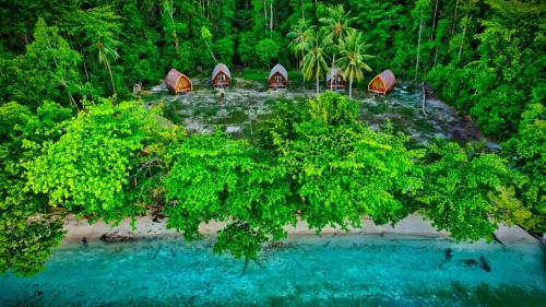 Batudaka Island Resort | Explore Tanjung Kalemo Resort with Private Beach Access