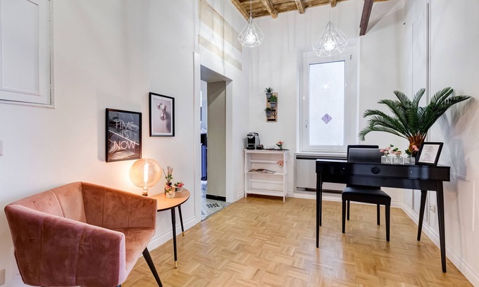 Trastevere House | Tankara Suite: Guest Rated 10/10 with Family-Friendly Amenities