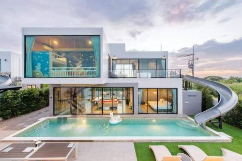 Hin Lek Fai Villa | Experience Tantawan Poolvilla Huahin: Pet-Friendly Oasis