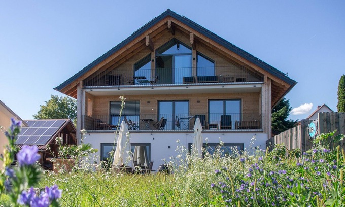 Bodolz Apartment | Scenic Tante Ida's Suite: Lake & Mountain Views Await!