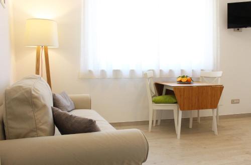 Mazzeo Apartment | Charming Taonasi Mazzeo Apartment: Rated 9.4, Family-Friendly