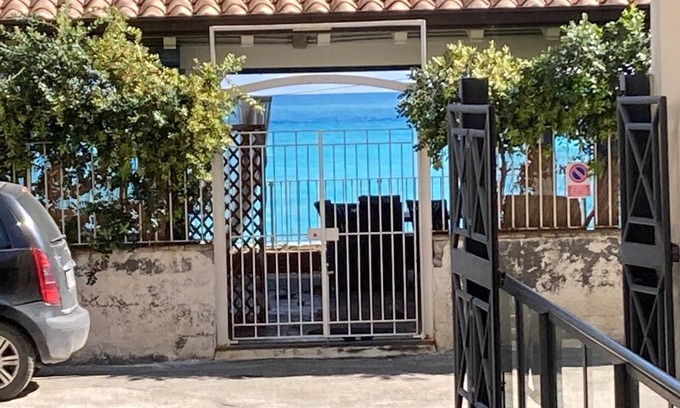 Villagonia Apartment | Taormina Sea View Apartment - TOP location and view