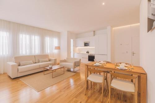 Vegueta Apartment | Discover Taoyo Suites: 4-Star Excellence & Accessibility