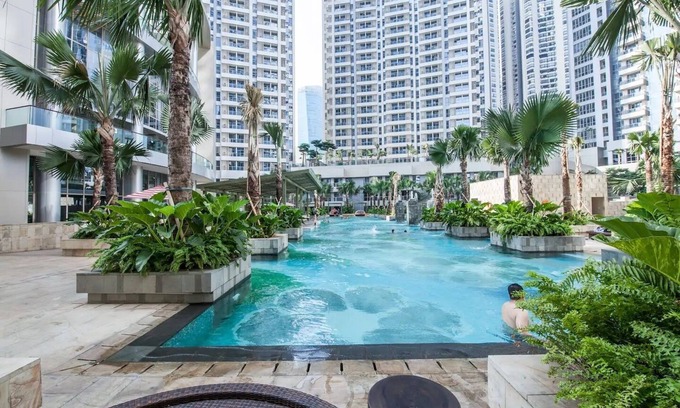 Jakarta Apartment | Elegant 1BR Suite in Prime Location Near Malls