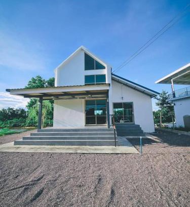 Chumphon Apartment | Tara Vela
