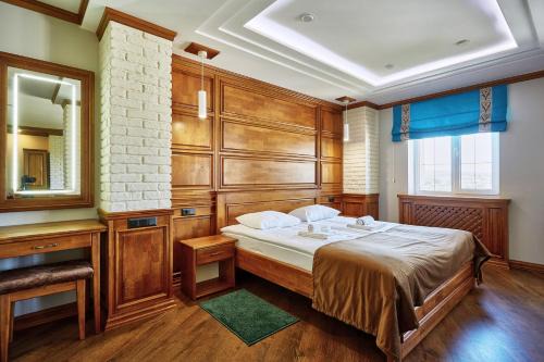 Kamenets-Podol'skiy Hotel | Pet-Friendly Retreat at Taras Bulba with Hot Tub & Dining