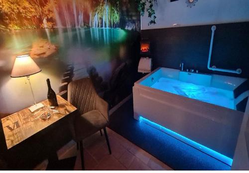 Taranto Bed & Breakfast | Oceanfront B&B Taras Di San Vito with Spa and Hot Tub
