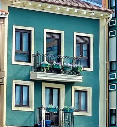 Bermeo Apartment | Family-Friendly Taraska II Duplex in Bermeo's Heart