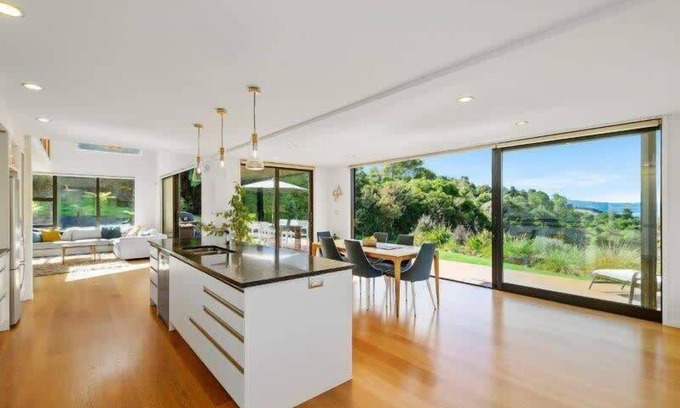 Lake Tarawera House | Unforgettable Tarawera Views with Spa Pool & Lake Backdrop