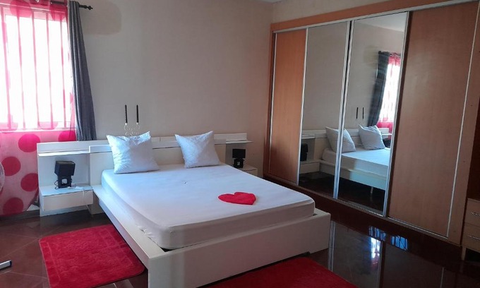 Tarrafal House | Cozy Tarrafal House with Hot Tub and Family-Friendly Amenities