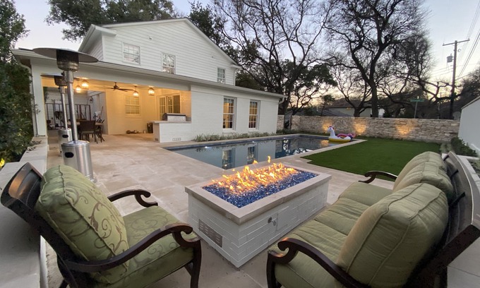 Tarrytown House | Experience Tarrytown Colonial Farmhouse with Resort Pool
