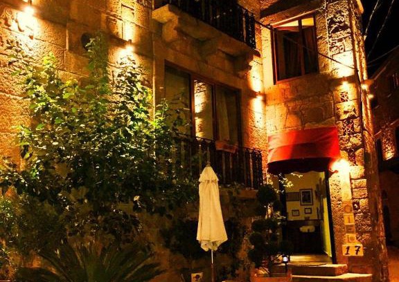 Ayvacik Hotel | Elegant Tas Otel 17: Oceanfront Bliss Awaits You