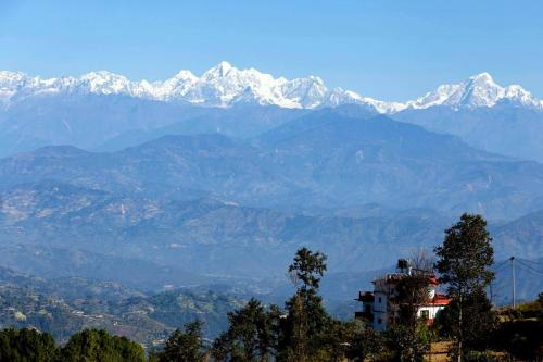 Dhulikhel House | Budget-Friendly Tashidelek Guest Lodge with Breakfast Included