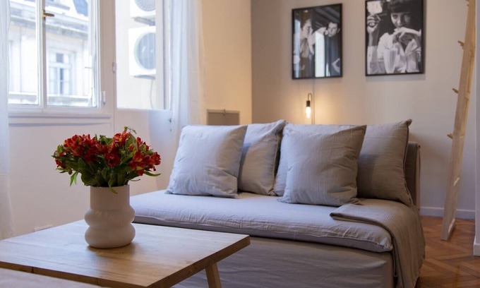 Buenos Aires Central Business District Apartment | Tasi Beautiful Apartment