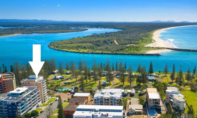Port Macquarie Apartment | Experience Oceanfront Bliss at Tasman 17 with Scenic Views